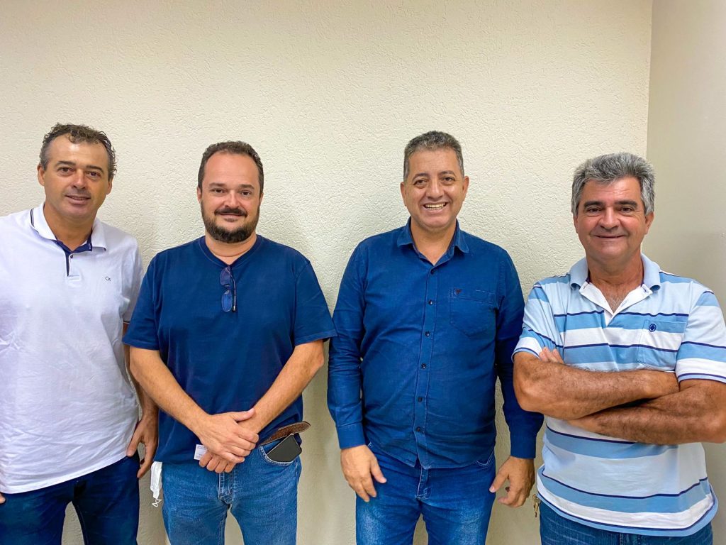 Londrina Deputado Cobra Repórter Recebe Lideranças Do Distrito São